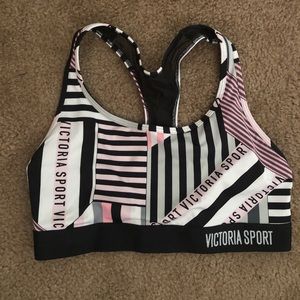 Victoria Secret Sports Bra M